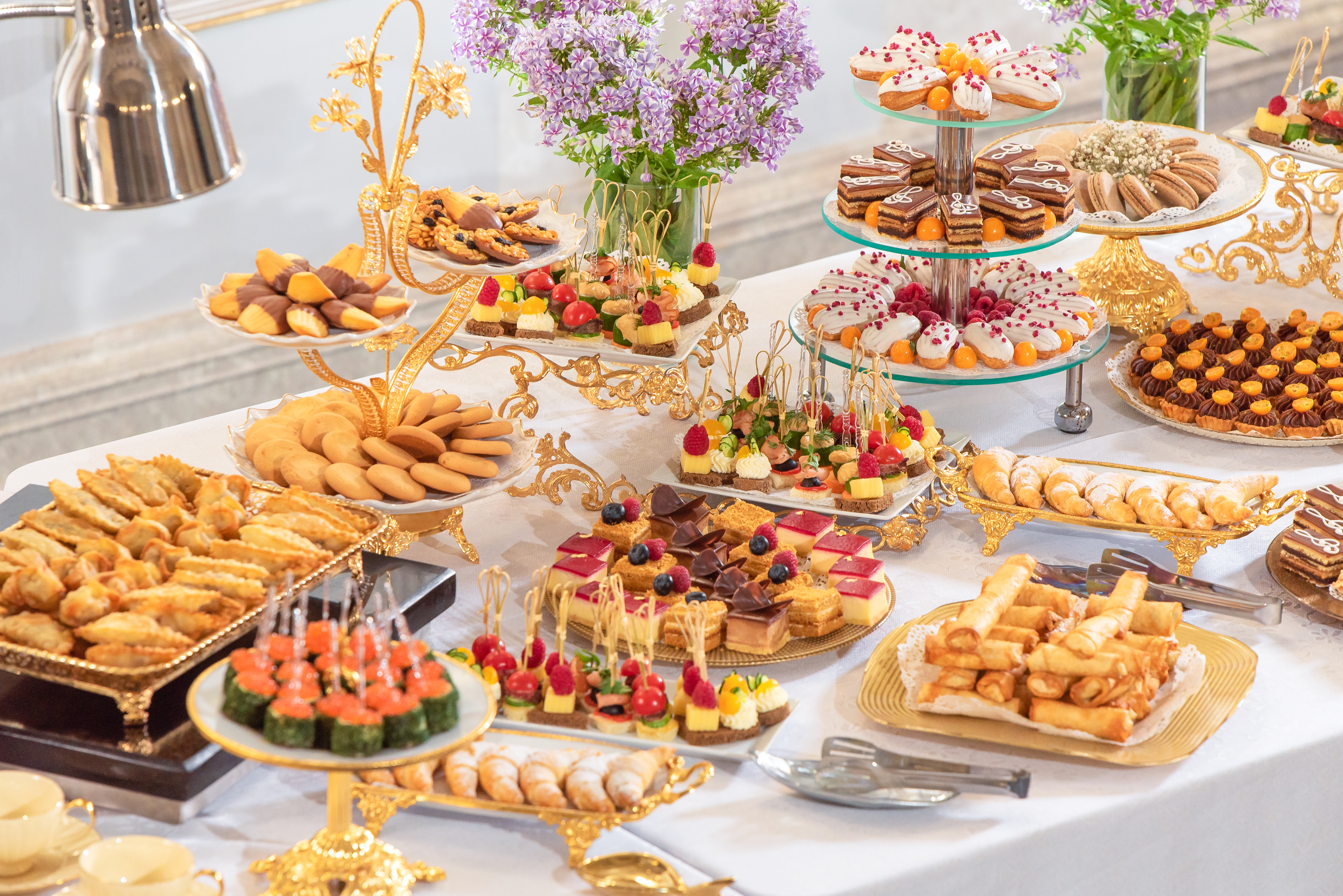 Furshetlar va Kofe-breaklar